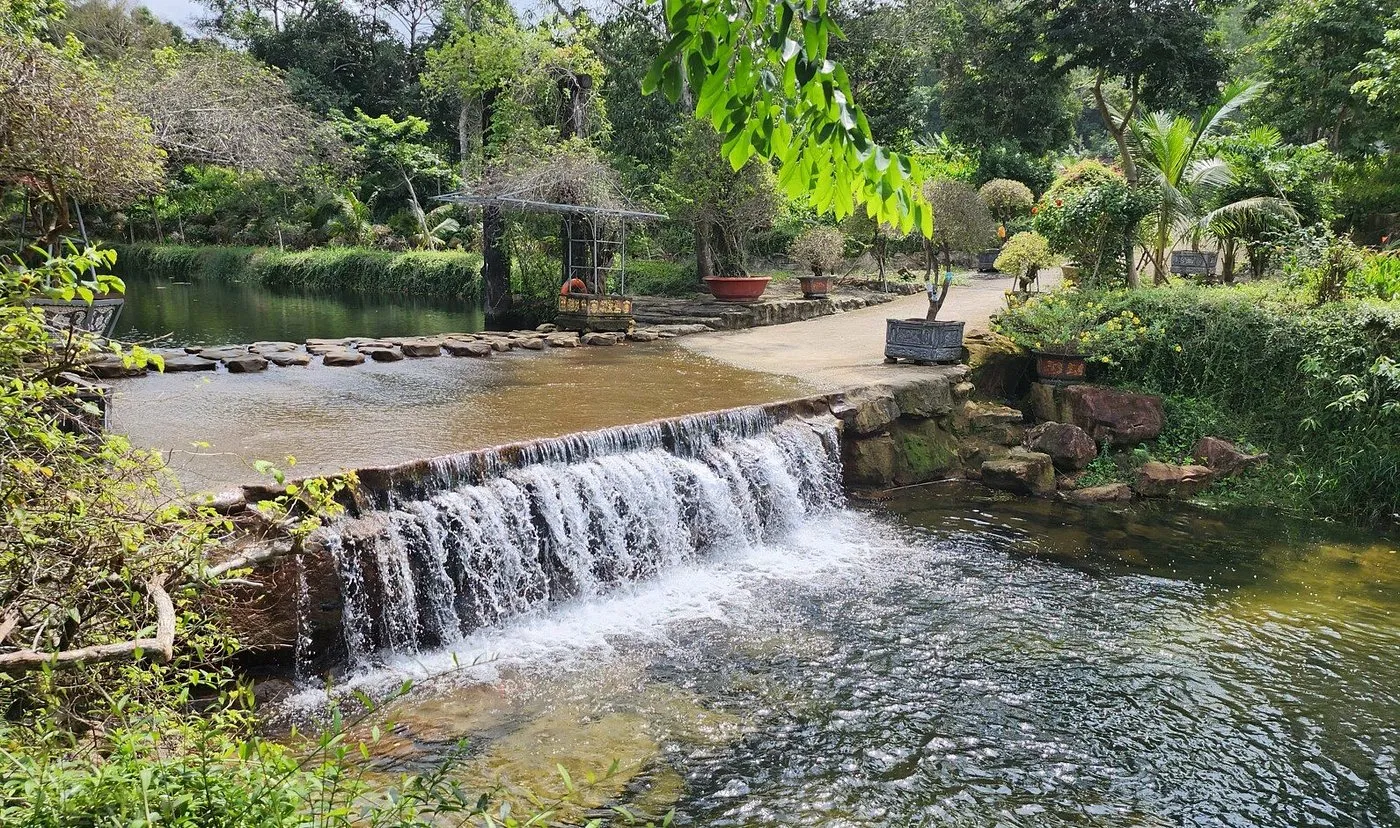 Suoi Tranh Waterfall - ảnh 2